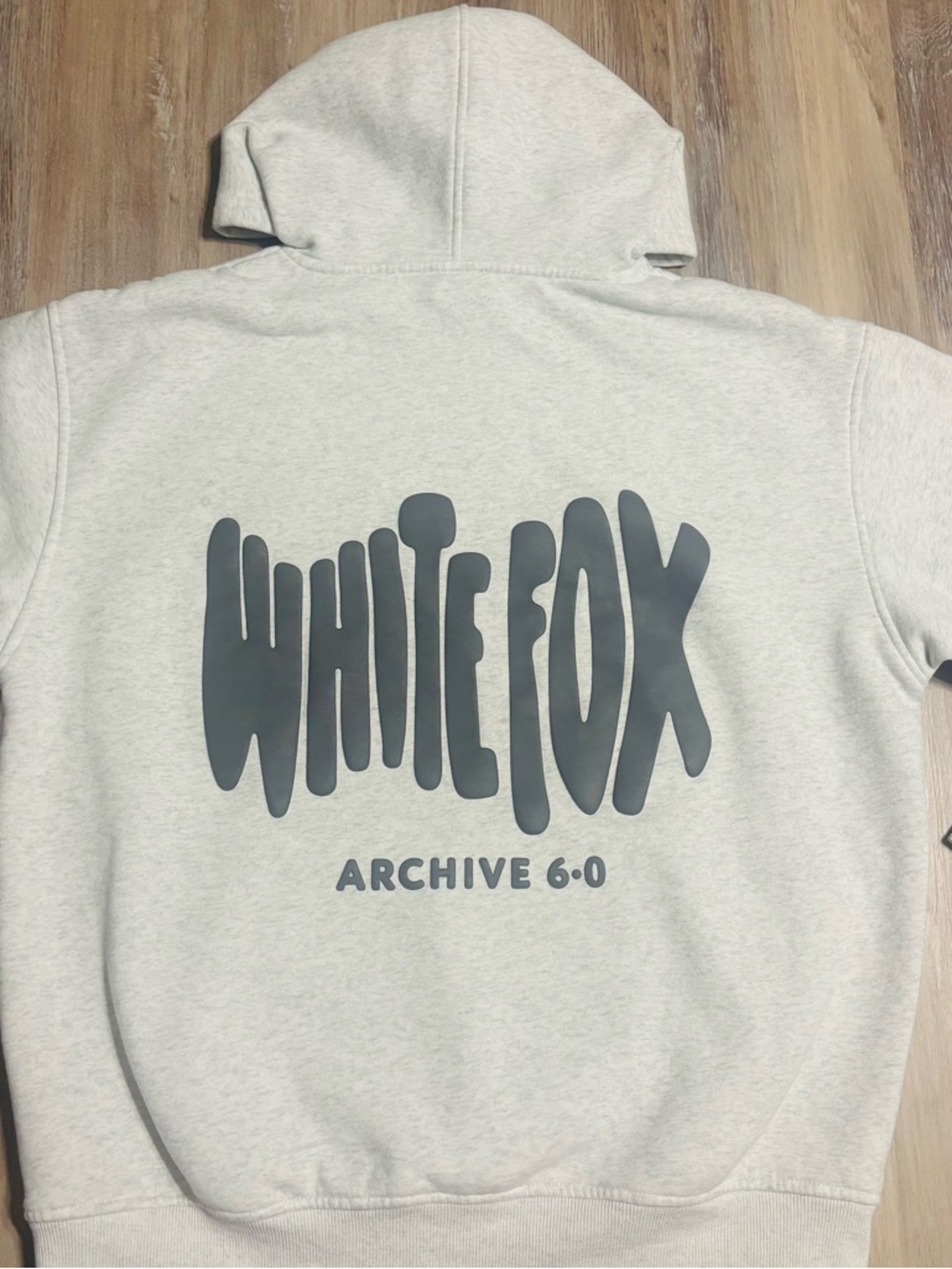 White Fox Heather & Dark Grey Hoodie M/L